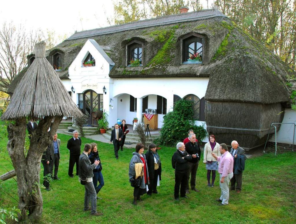 Gedeon Tanya Panzio Guest House Jakabszallas Exterior photo